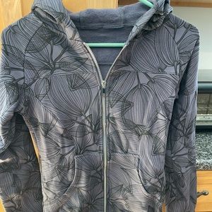 BuffBunny grey printed zip-up size XS. Never been worn